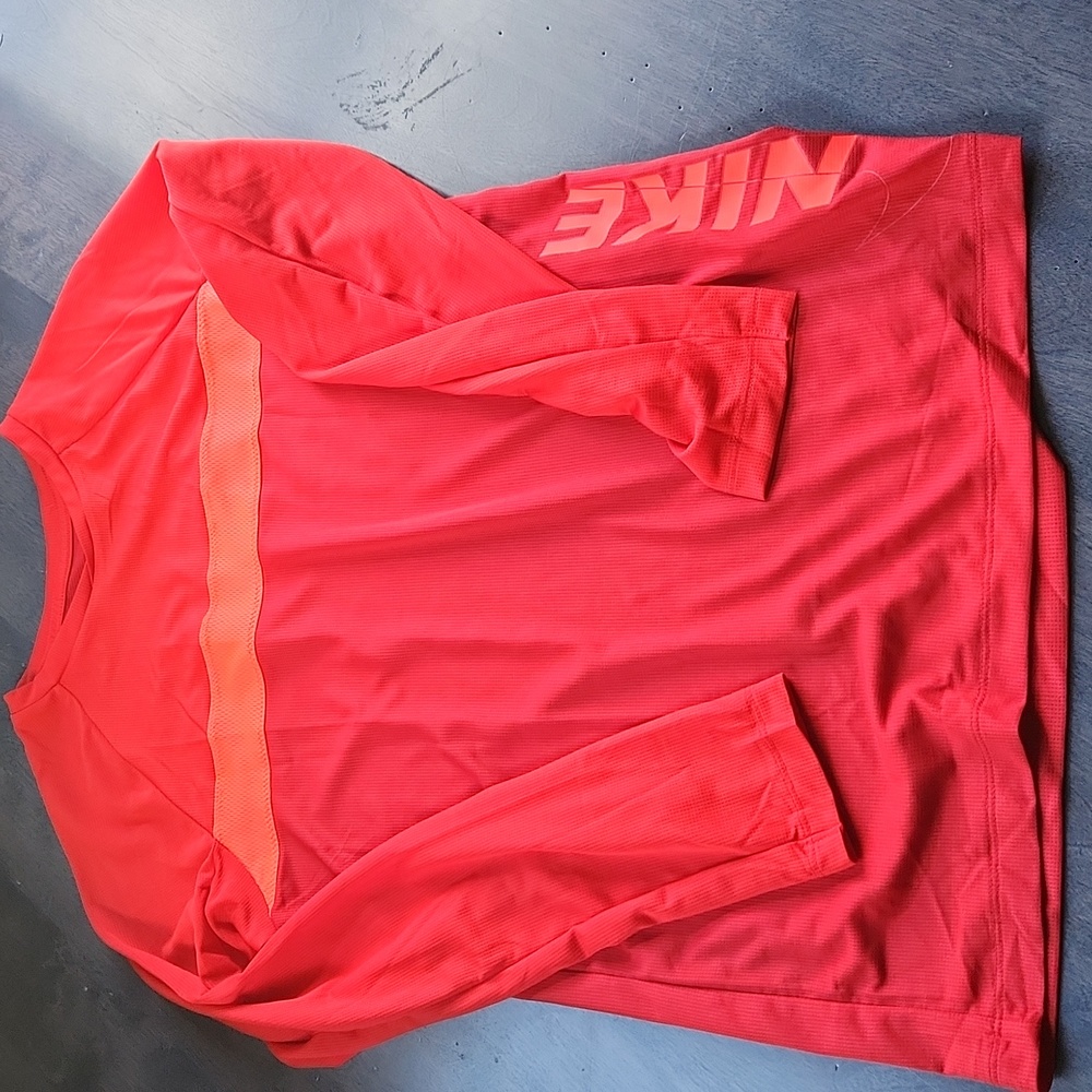 Nike long sleeve shirts